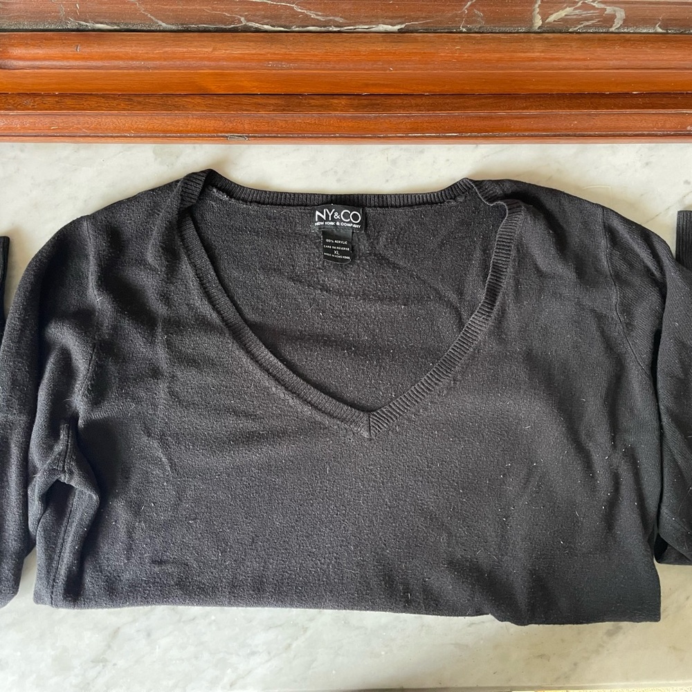 New York & Company Charcoal Sweater
